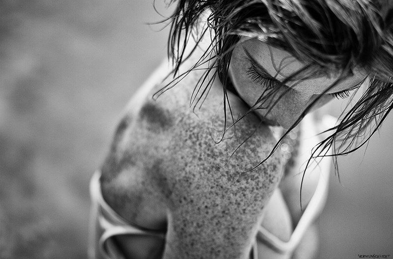 *Come a little closer*photo preview