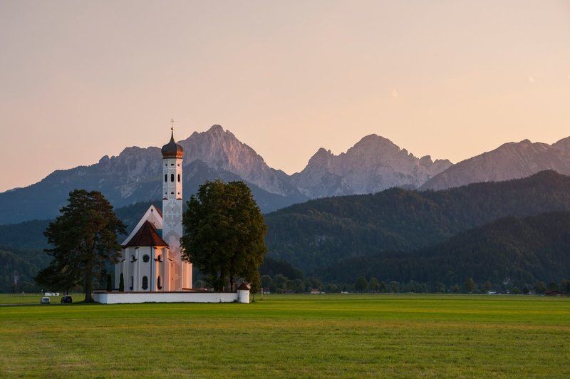 церковь, храм, горы, Альпы, Германия, закат, рассвет, путешествие Вечерне-утренняяphoto preview
