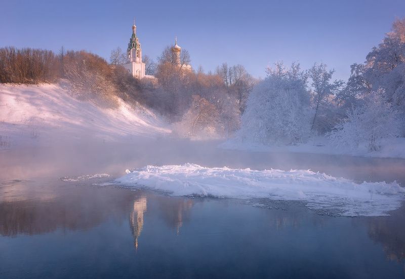 храм, туман, подмосковье, бужарово, зима Январьphoto preview