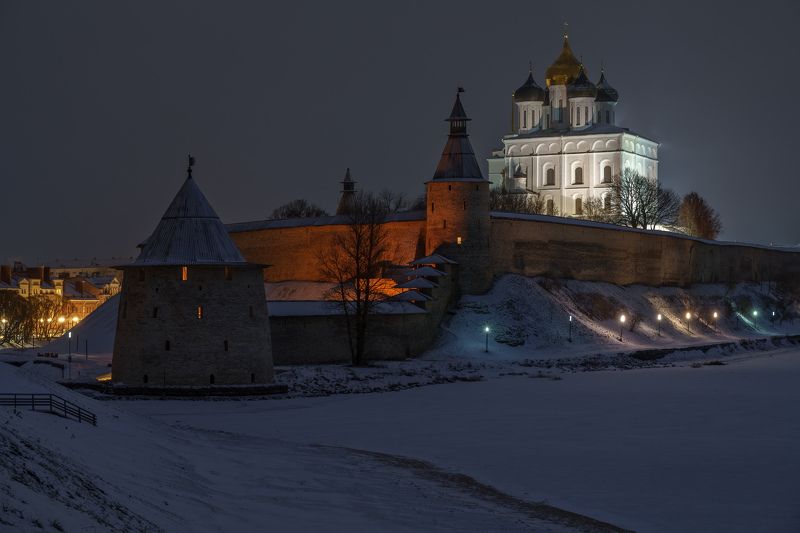 псков, кром, ночь Псковский Кром ночьюphoto preview