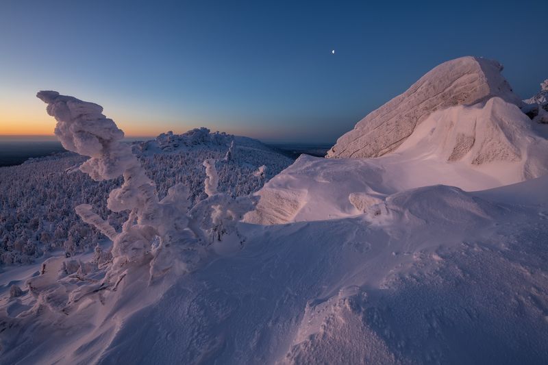 Утро с луной... фото превью