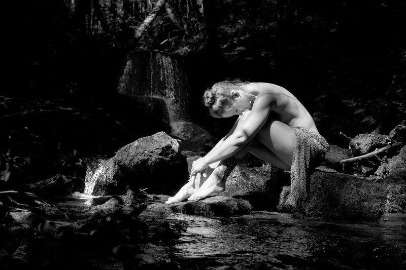 Среди камней и горных рек фото превью