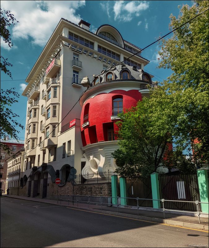 москва, дом-яйцо Дом-яйцоphoto preview
