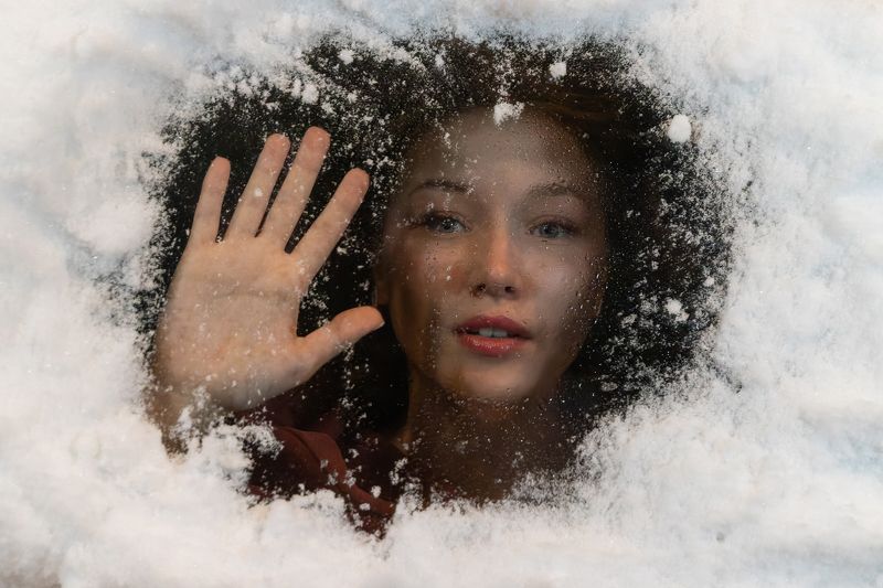 портрет, девушка, лёд Подо льдомphoto preview