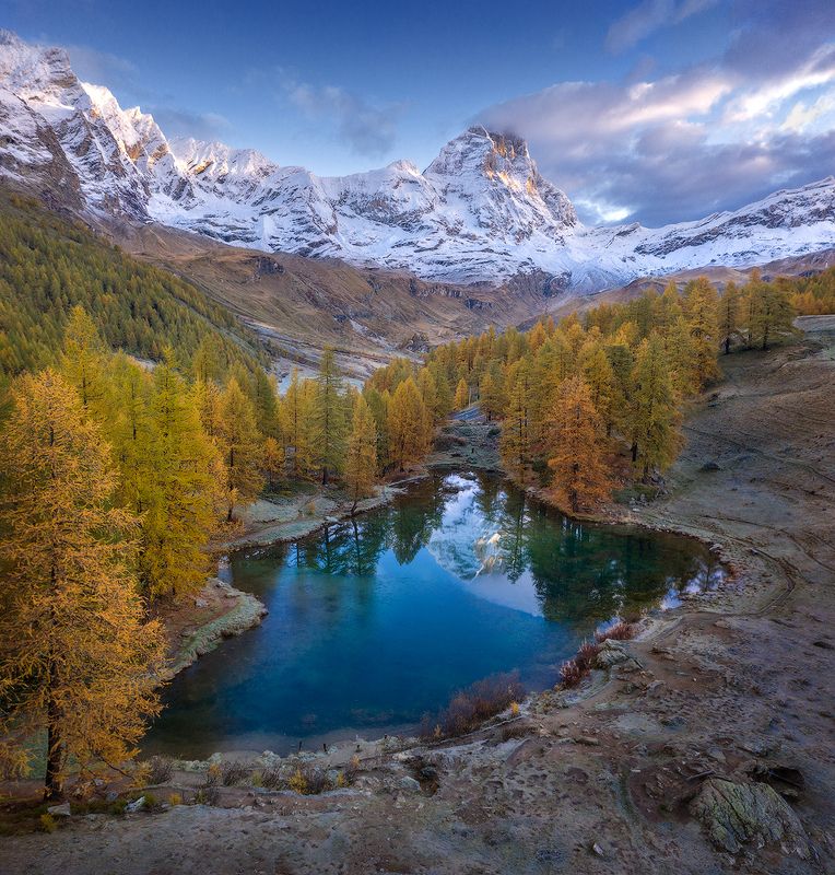 italy, lago blu, cervino, matterhorn, valle d\\\'aosta Italy. Lago Blu and Monte Cervinophoto preview