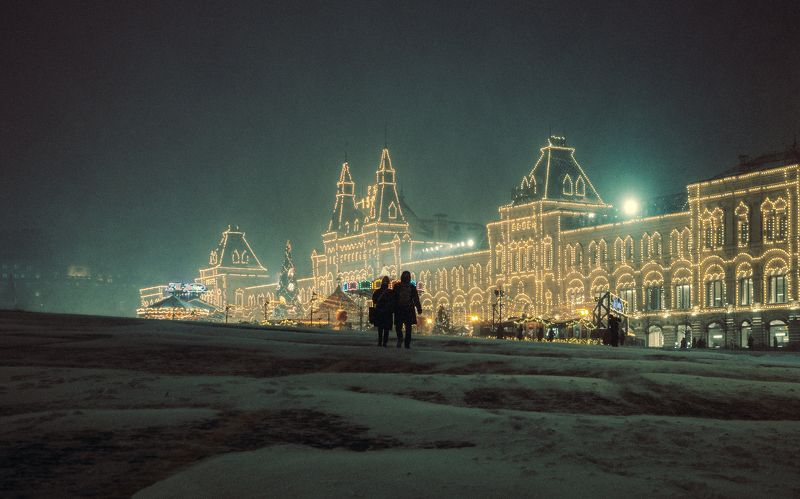 За руки наши нас держит любовьphoto preview