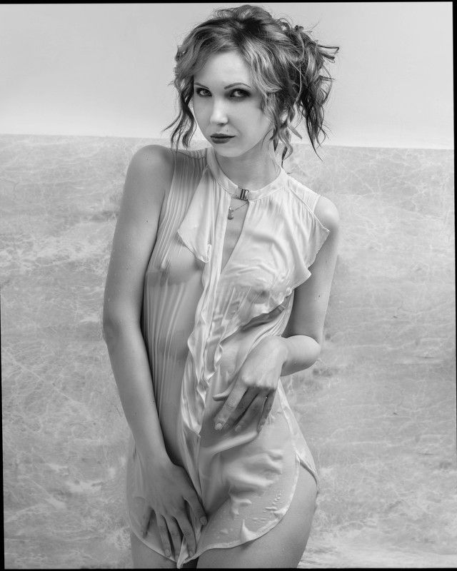 портрет, женский портрет, женская красота, девушка, чб, чернобелое, гламур, модель, model, glamur, portrait, bw, black and white Оксанаphoto preview