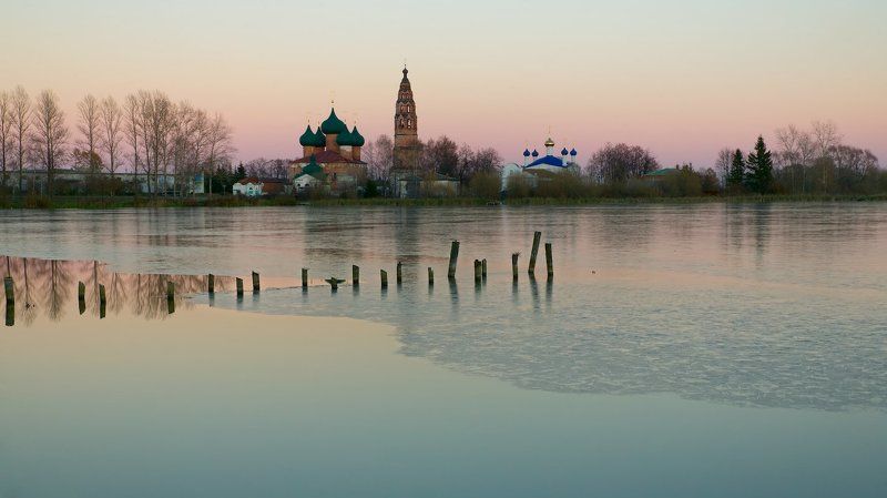 По первому льдуphoto preview