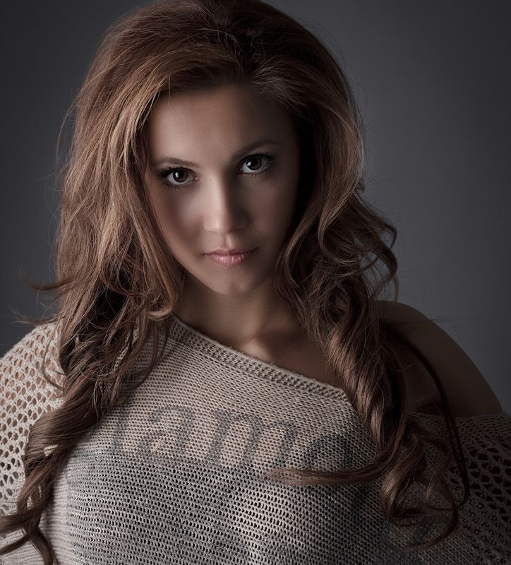 Красота портрет девушка девушки глаза шатенка Маринаphoto preview