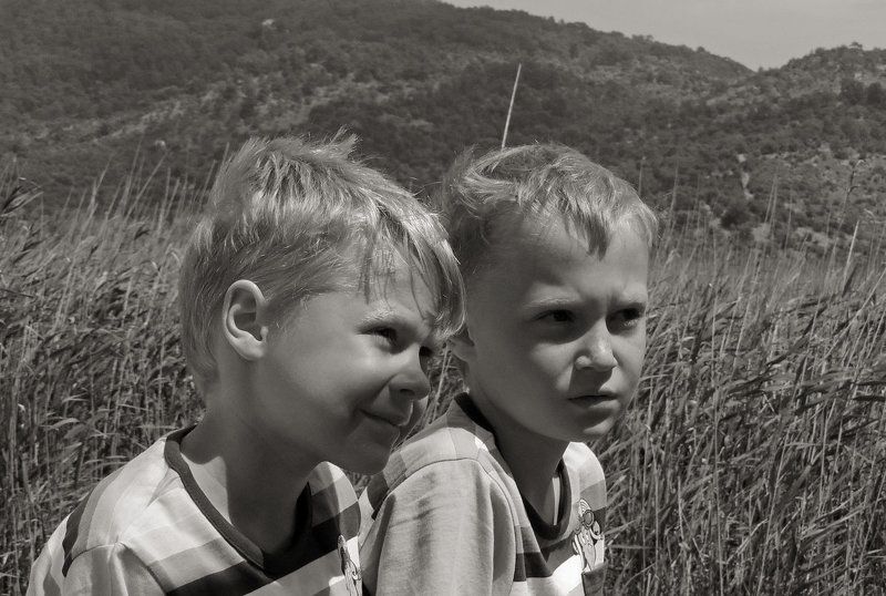 Близнецыphoto preview