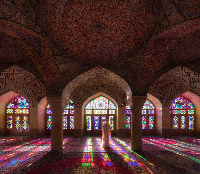 Утренний свет в мечети Розphoto preview