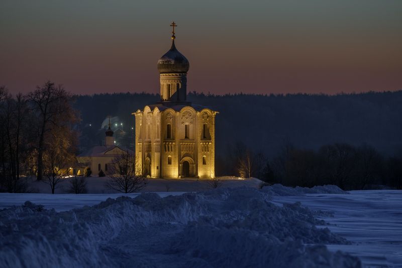 покрова на нерли, боголюбово, зима Золотой ларецphoto preview