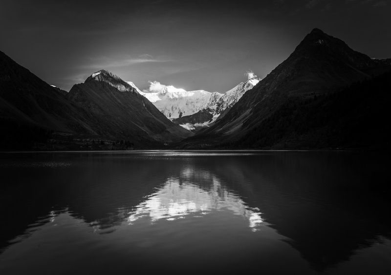 россия, алтай, горный алтай, осень, вечер, закат, озеро аккем, гора белуха, горы Белуха и Аккем на закатеphoto preview