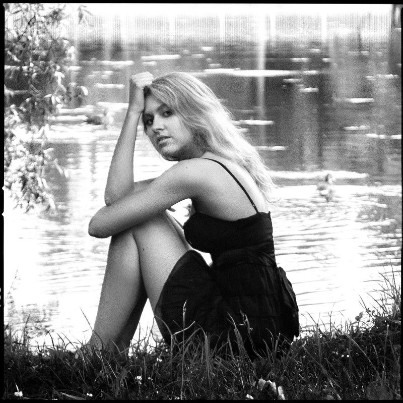 портрет, женский портрет, женская красота, девушка, чб, чернобелое, гламур, модель, model, glamur, portrait, bw, black and white Аняphoto preview