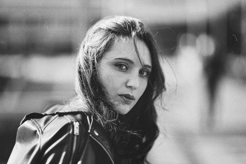 девушка,жанр,портрет,фотография,модель,арт,portrait,photography, middle,nature,soul,свет,girl,canon 35mm, woman,monochome,ню,гламур Агундаphoto preview