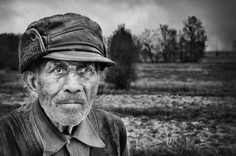 Hope in old eyes, b@w, genre, genre portrait, mood,  Hope in old eyesphoto preview