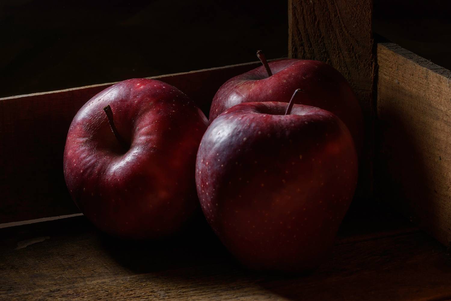 Ябълки в Щайга. Автор: Светослав Радков , Светослав Радков