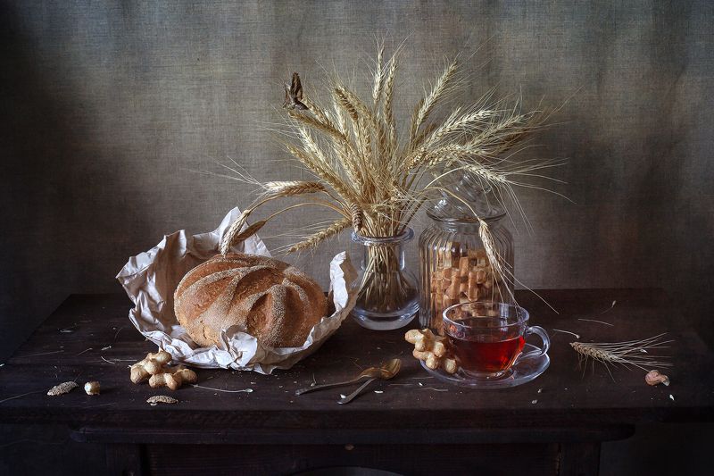 натюрморт, натюрморт со снедью, авторская работа, фотонатюрморт, чай, хлеб, злаки, печенье Чай с хлебом... фото превью