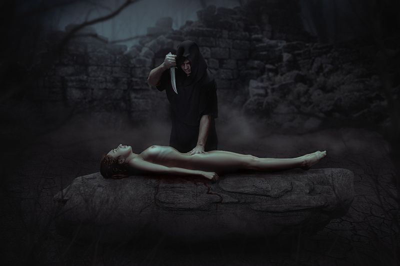 Sacrificephoto preview