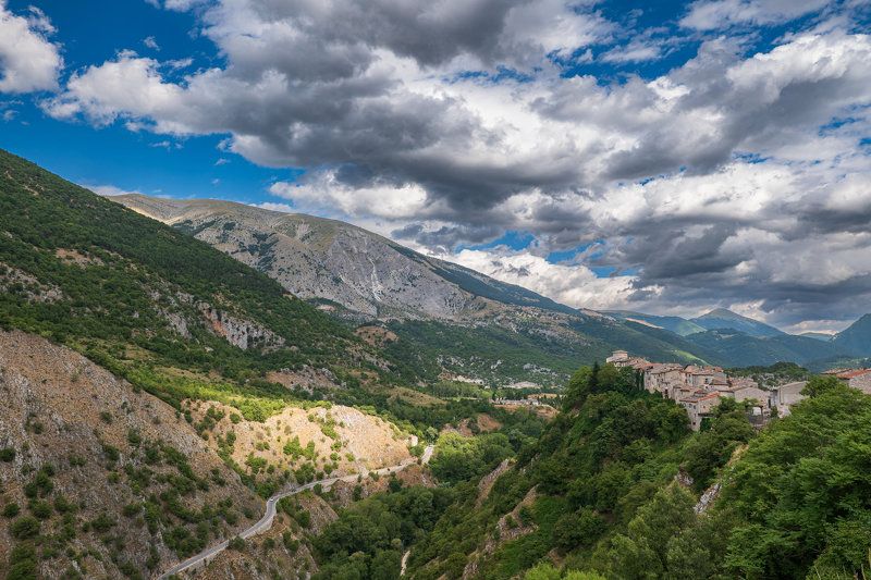 Где-то в горах (Горная деревня)photo preview