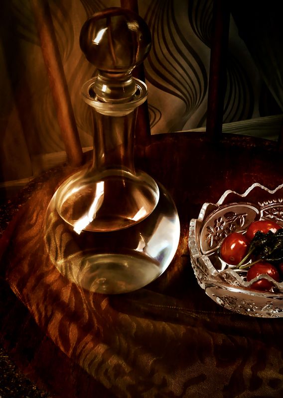 На троихphoto preview