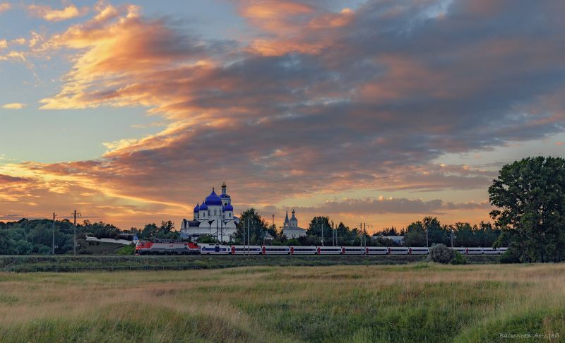 боголюбский женский монастырь, боголюбово, вечер, поезд, закат, владимирская область, эп20, стриж Стрижphoto preview