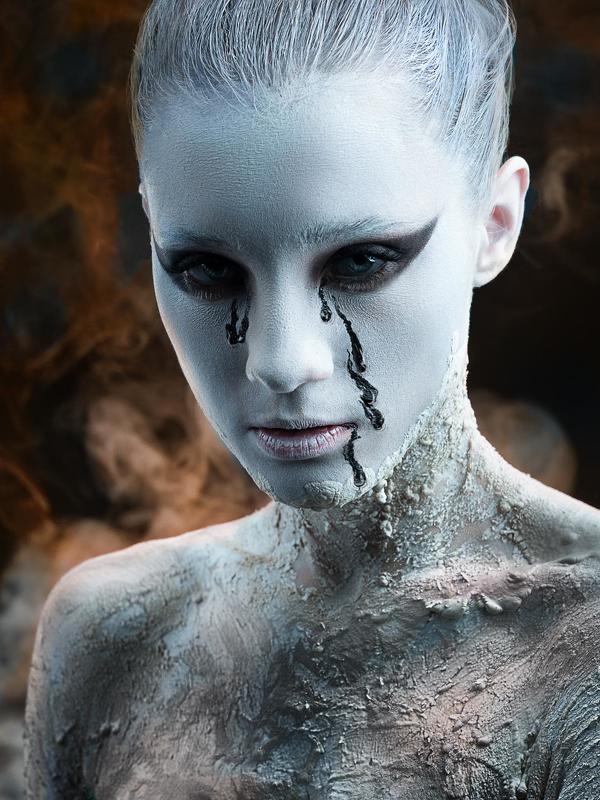 halloween, witch Memento moriphoto preview