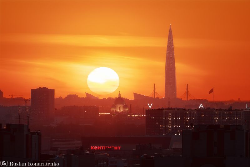 санкт-петербург, закат, лахта-центр, лахта, небоскреб, прострел, зенит арена, вантовый мост, зсд, троицкий собор, композитная фотография, time blending Закат над Санкт-Петербургомphoto preview