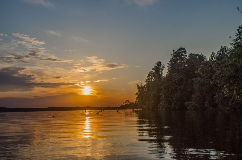 Закат на озереphoto preview