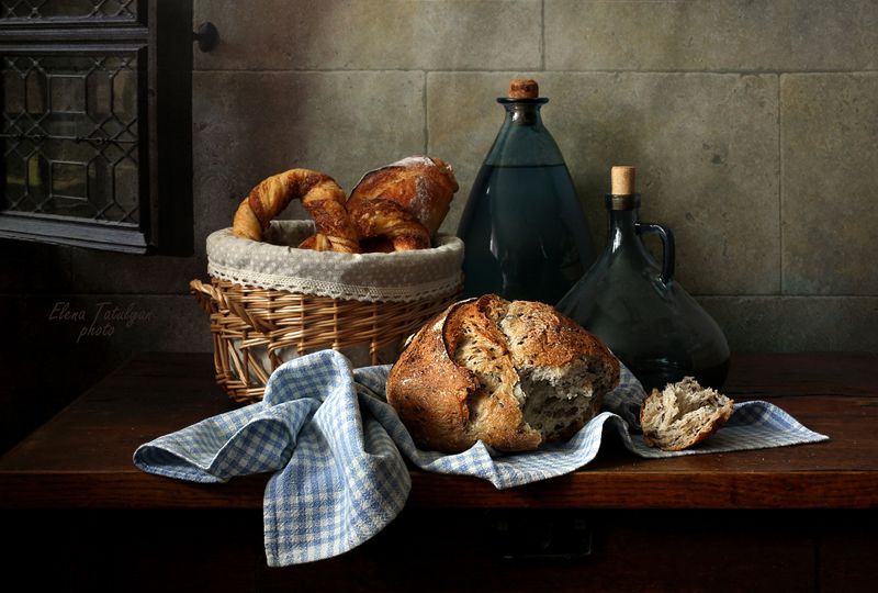 хлеб, булылки Хлебный натюрмортphoto preview