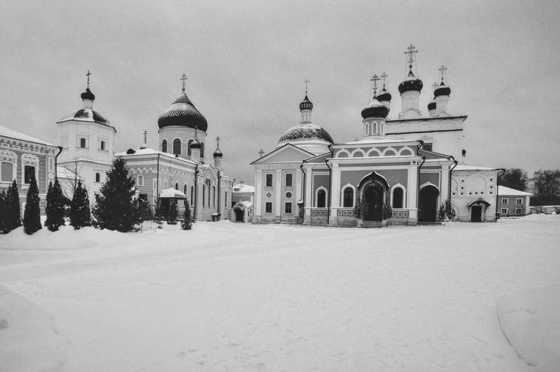 пленка, ilford, чб, bw, pan100, nikon, film, analog, b&w, храм, церковь, купола, иконы, богослужение, вера, Вознесенская Давидова пустынь. фото превью