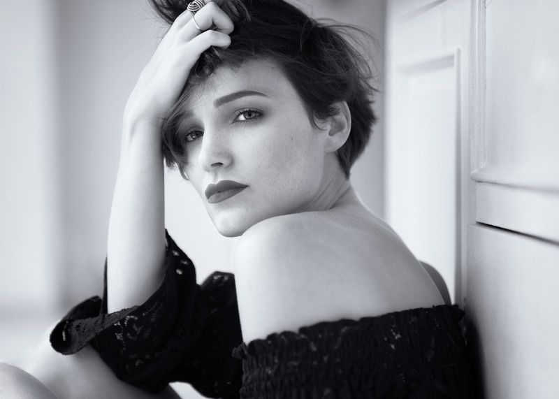 The Essentialphoto preview