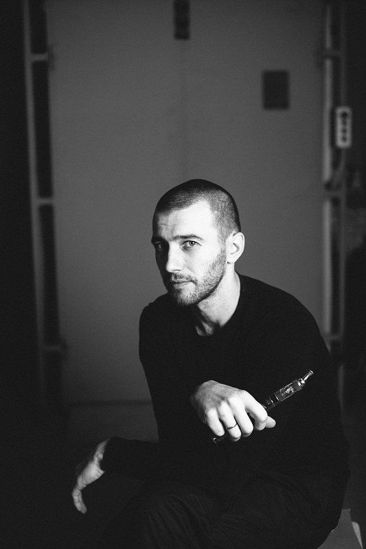 портрет, чб Йомкаphoto preview