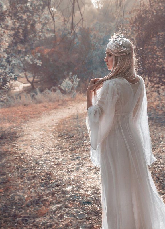 эльф, лес, осень Эльфphoto preview