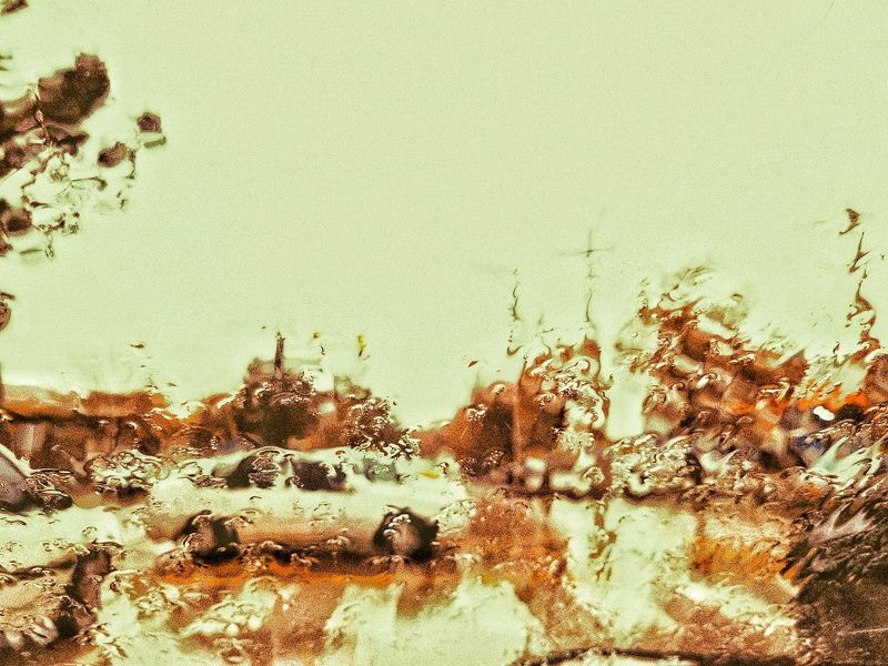 Rainy streetphoto preview