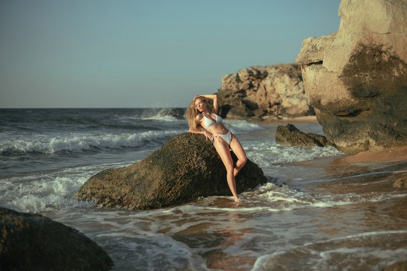 женский портрет, жанровый портрет, море, закат, девушка photo preview