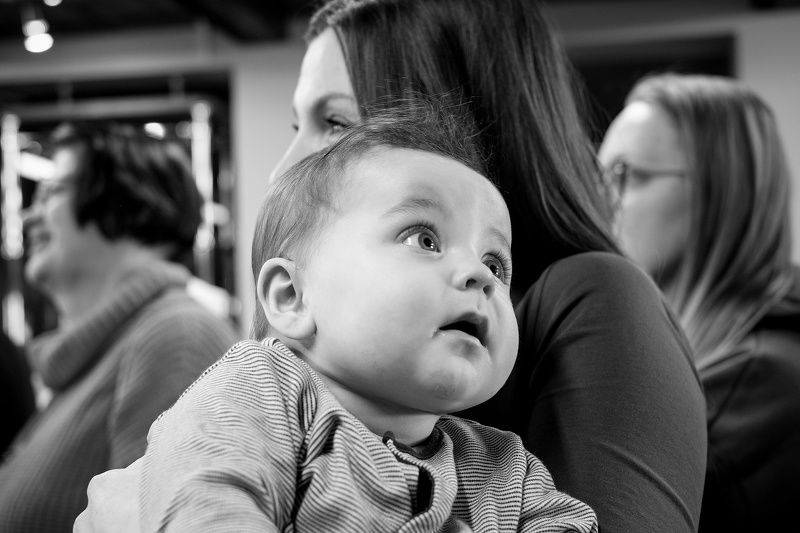 дети портрет чб На выставке... фото превью