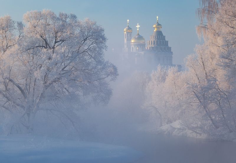 истра, храм, туман, подмосковье, зима Туманное утроphoto preview