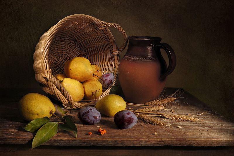 натюрморт,корзина,груши,сливы,кувшин,колоски Груши и сливыphoto preview