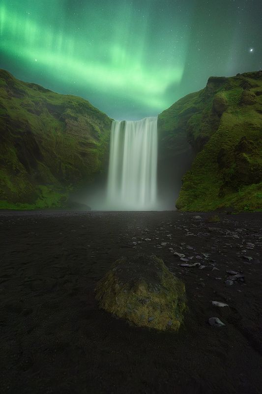 iceland, aurora, northern lights, landscape, night, longexposure, moody, scene, mood, stars Magical lightsphoto preview