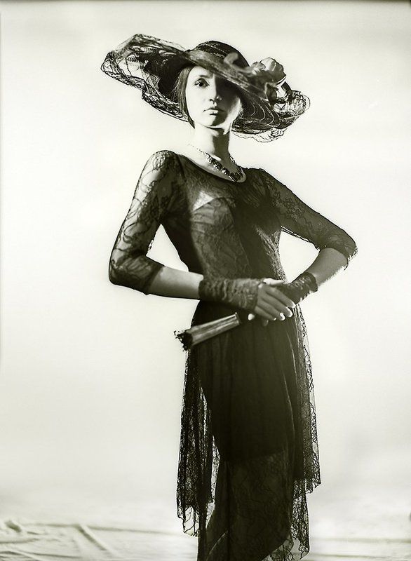 film 120, дама с мороженым, женщина в шляпе, классический портрет, ретро, романтический портрет, средний формат, студийный портрет Портрет дамы в чёрном (Из циклаphoto preview