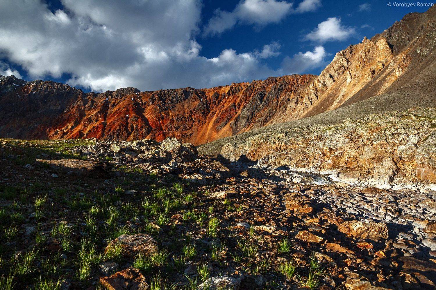 Закатные краски перевала Томич.. Автор: Roman Vorobyev Алтай, Горный алтай, Горы, Красный, Цвет, Roman Vorobyev
