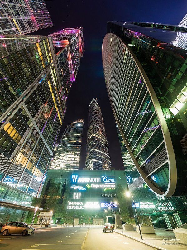 Ночные вертикалиphoto preview