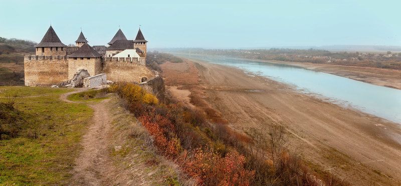 Днестр, Замок, Осень, Птицы, Река, Туман, Хотин Хотинская крепостьphoto preview