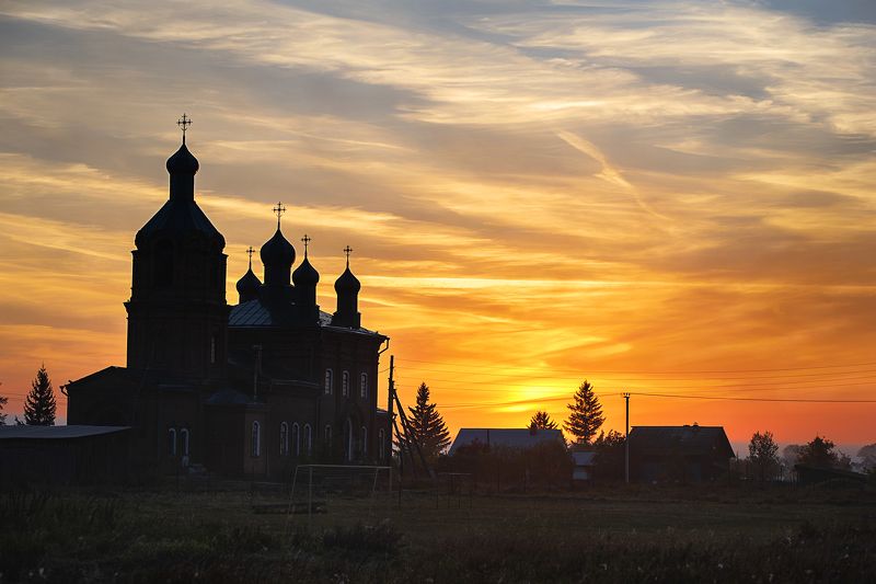 в деревнеphoto preview