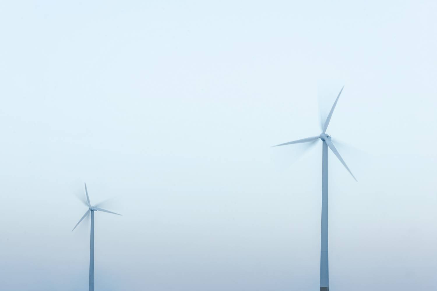 Величие ветрогенераторов. Автор: Влад Рябинин ветряки, ВЭС, здания, сооружения, Влад Рябинин