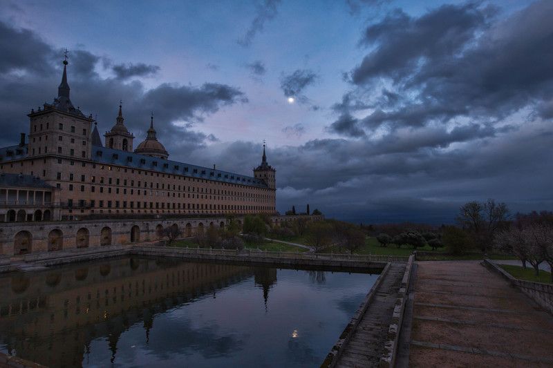 Лунный вечерphoto preview