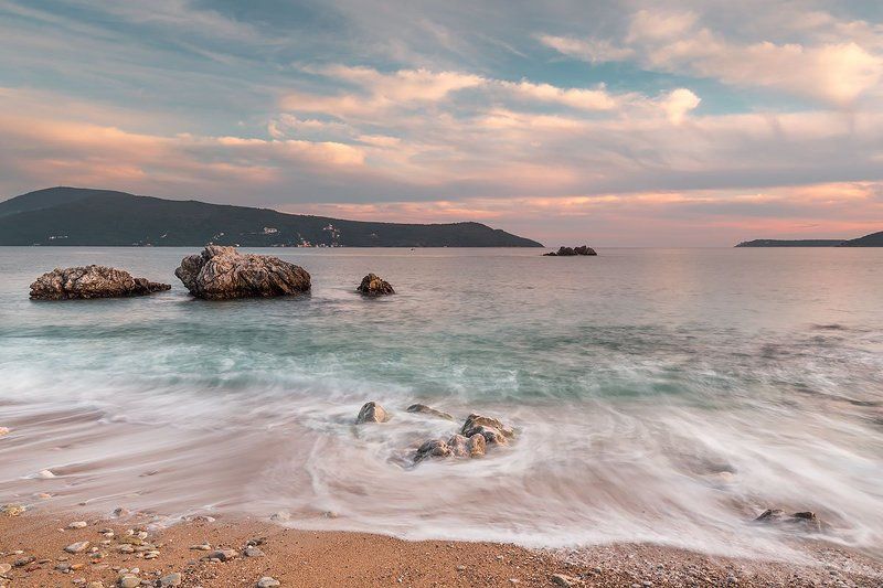 Херцег, Нови, Черногория, море, прибой, закат, камни, небо Перед закатом в Херцег-Нови, Черногория.photo preview