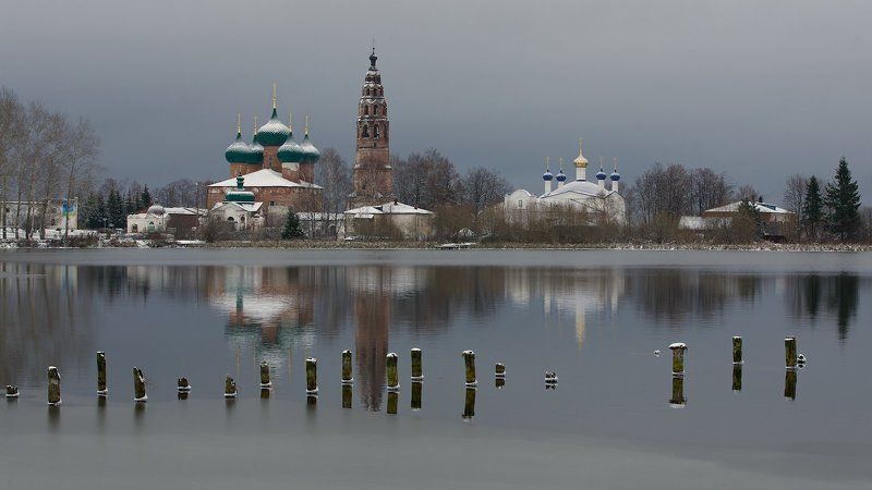В селе заноябрилоphoto preview