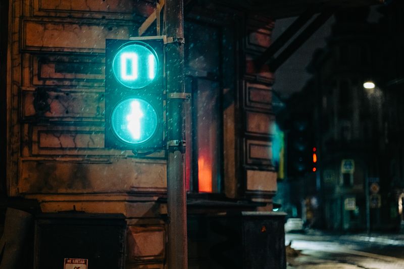 Владимир Бероев, Vladimir Beroev, Мастерская Сверхфотографий, Санкт-Петербург, Питер, Piter, Sankt-Peterburg, Киберпанк, Cyberpunk Мистика зимних улиц ночного Питера | Кадр восемьphoto preview